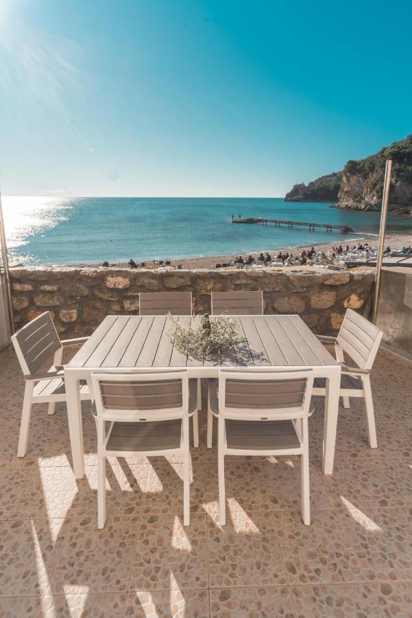 R Club Apartments Old Town Budva Exteriör bild